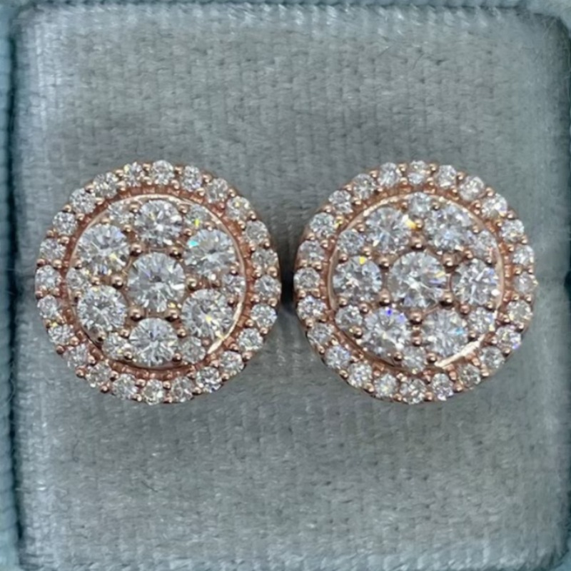 Elegant Luxury Round Synthetic Zirconia Stud Earrings